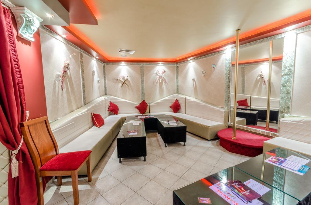 Hotel Cosmos Azenograd Kültér fotó