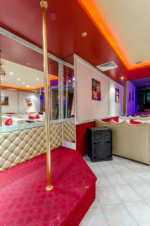 Hotel Cosmos Azenograd Kültér fotó