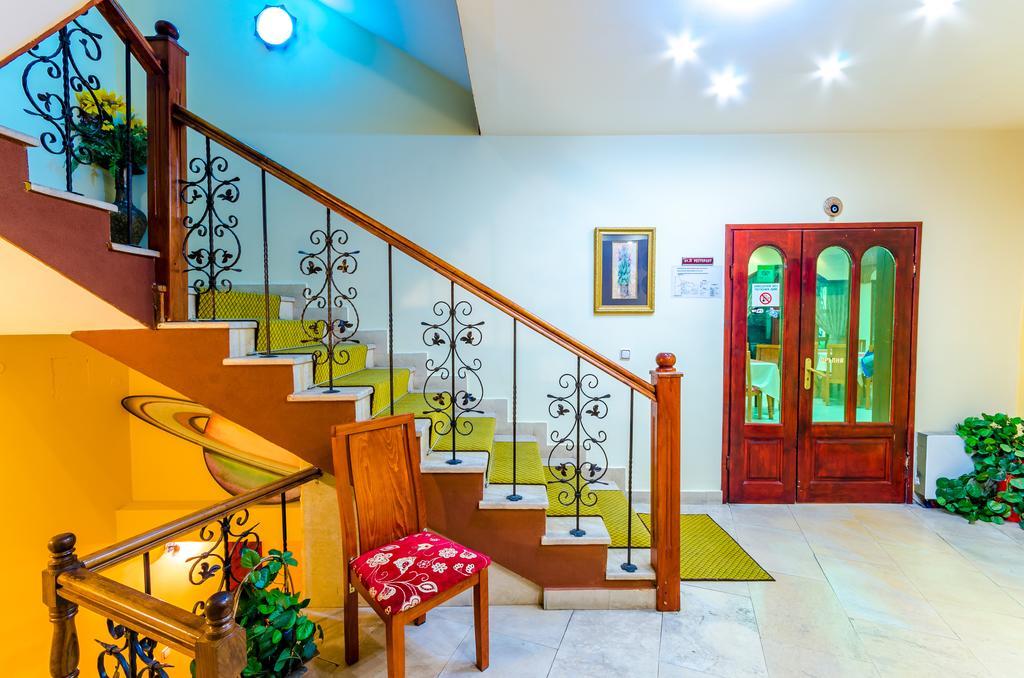 Hotel Cosmos Azenograd Kültér fotó